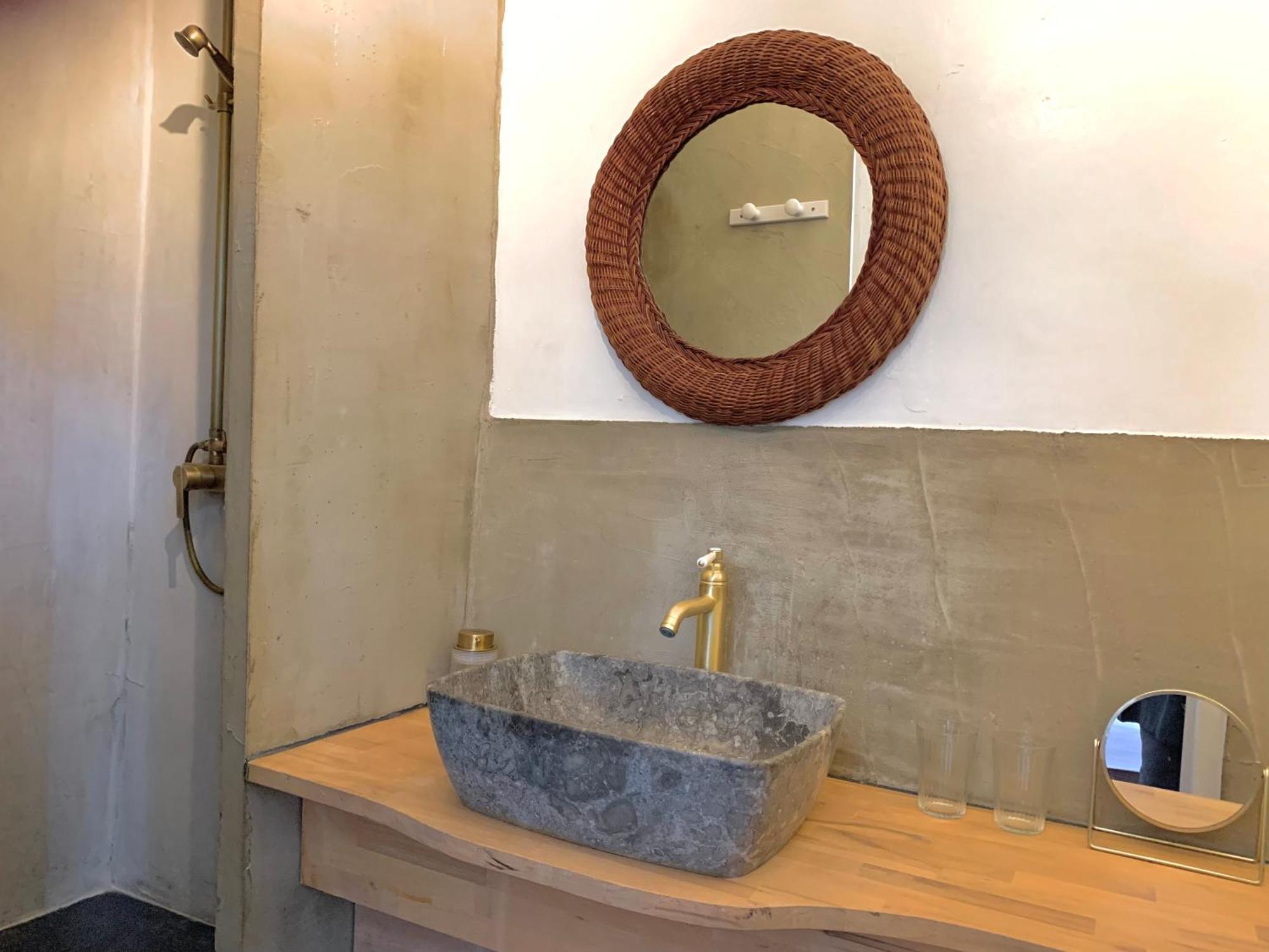 Chambres Et Table D'Hotes Au Brabo Mormoiron Esterno foto