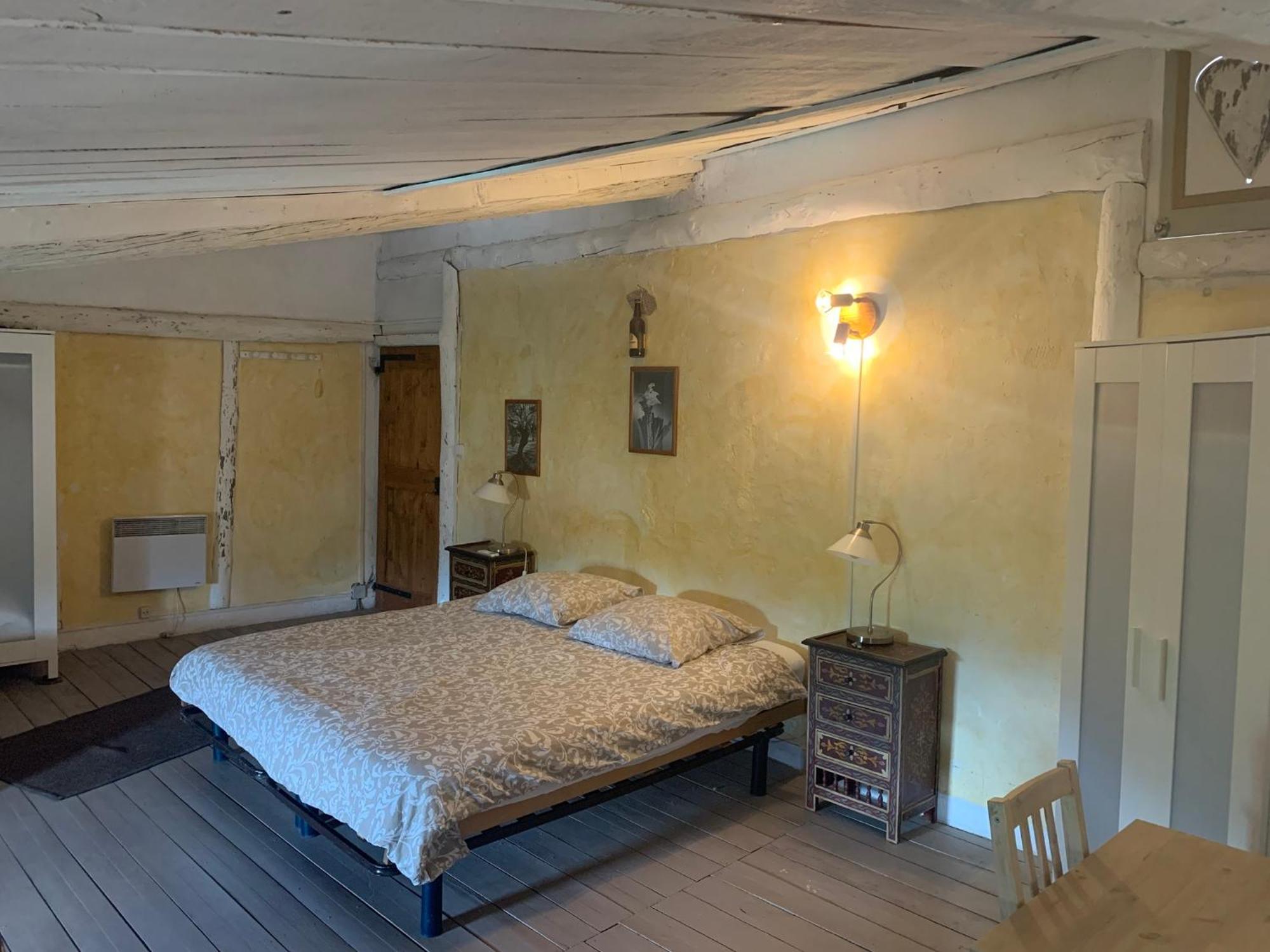 Chambres Et Table D'Hotes Au Brabo Mormoiron Esterno foto